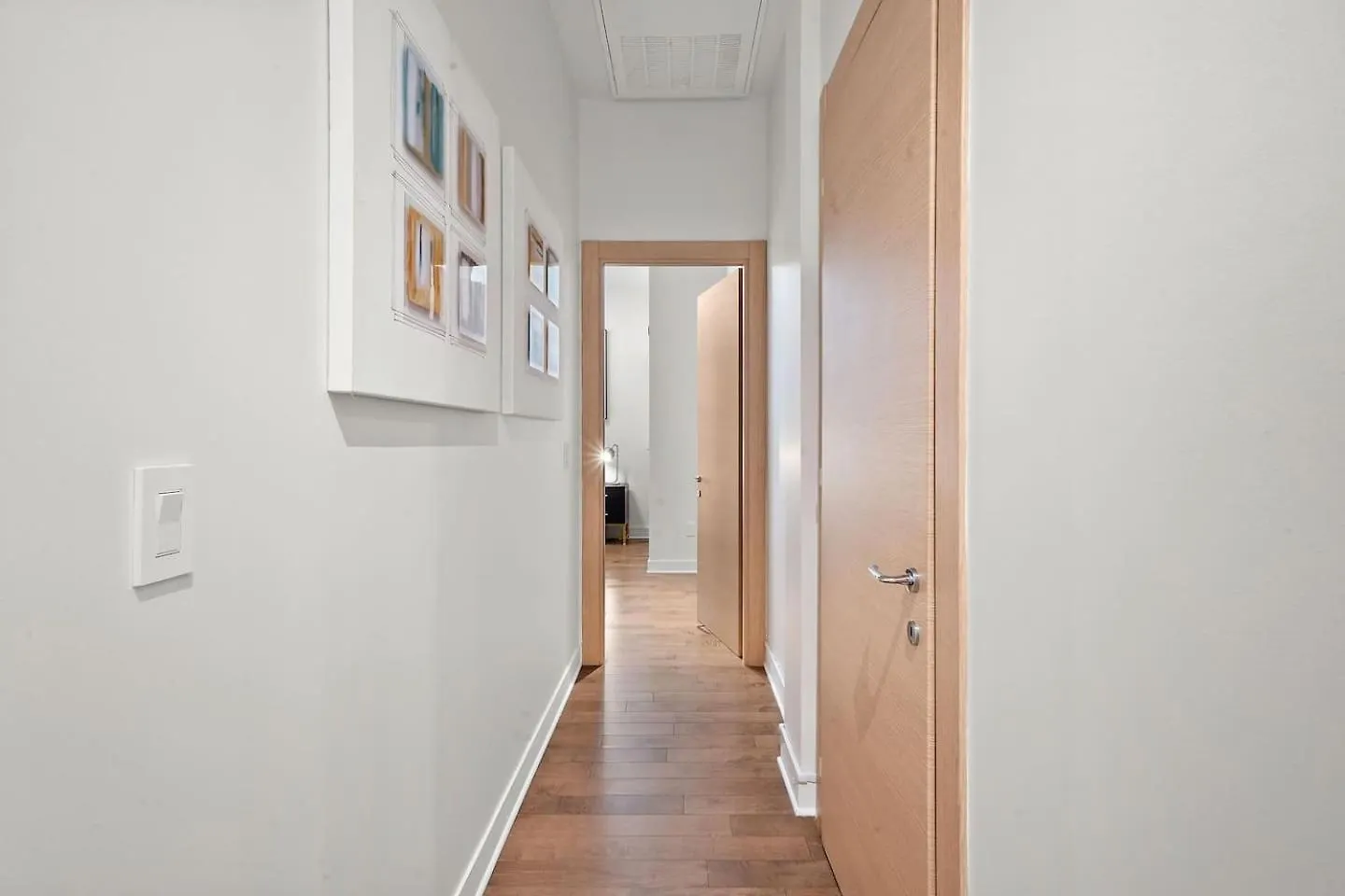 The Nomad Saint Jacques Apartment Montreal