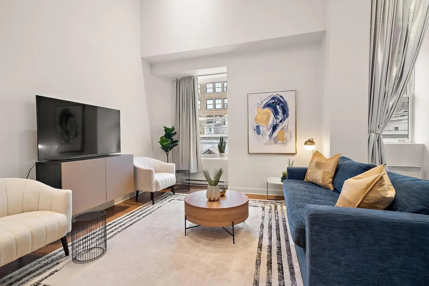 The Nomad Saint Jacques Apartment Montreal Canada