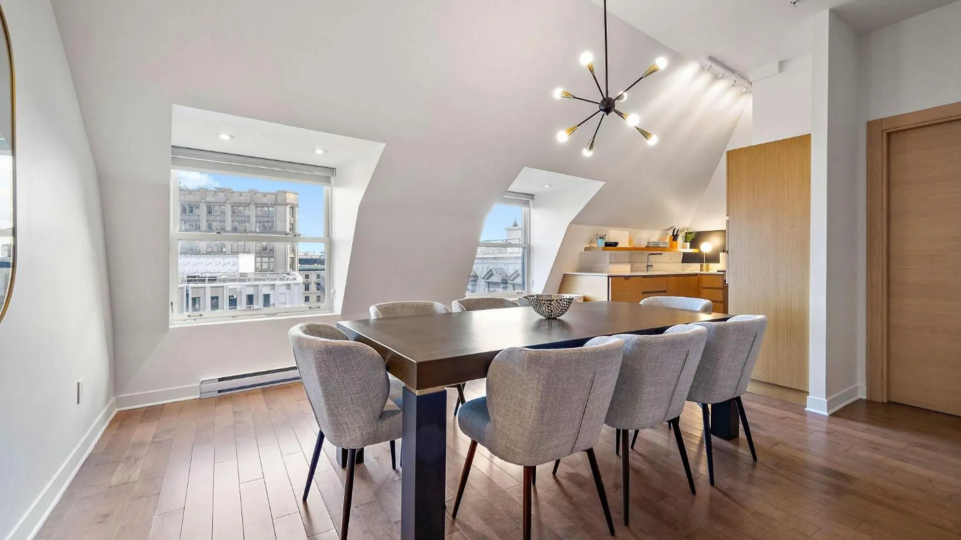 The Nomad Saint Jacques Apartment Montreal