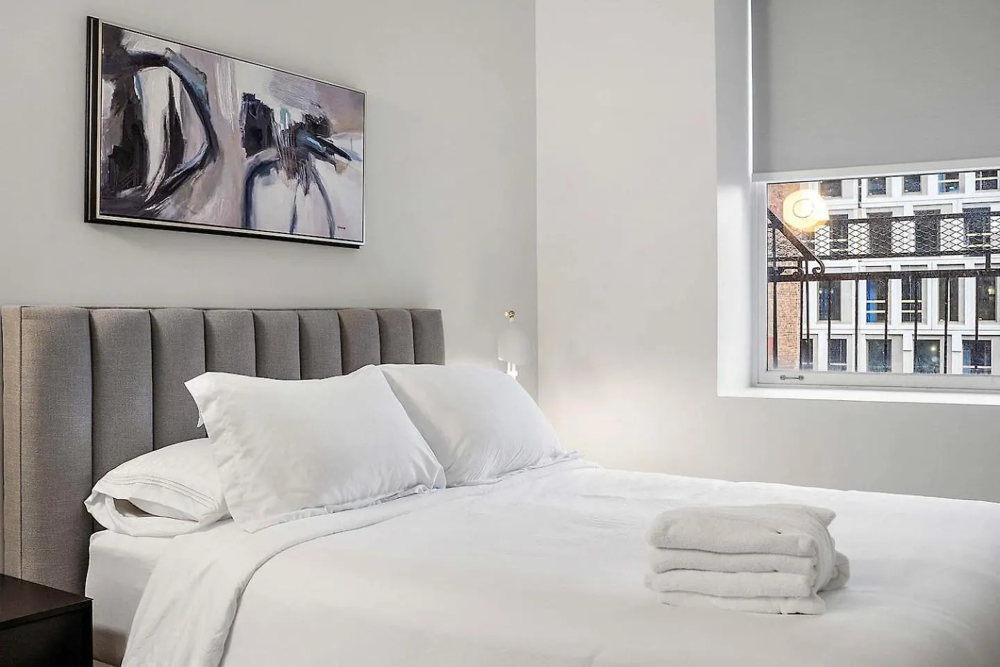 The Nomad Saint Jacques Apartment Montreal
