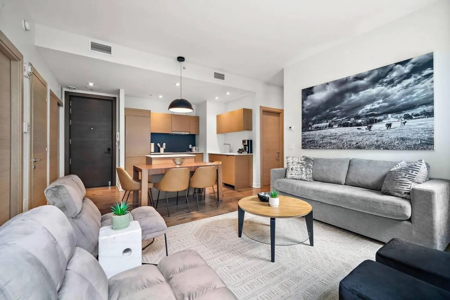 The Nomad Saint Jacques Apartment Montreal