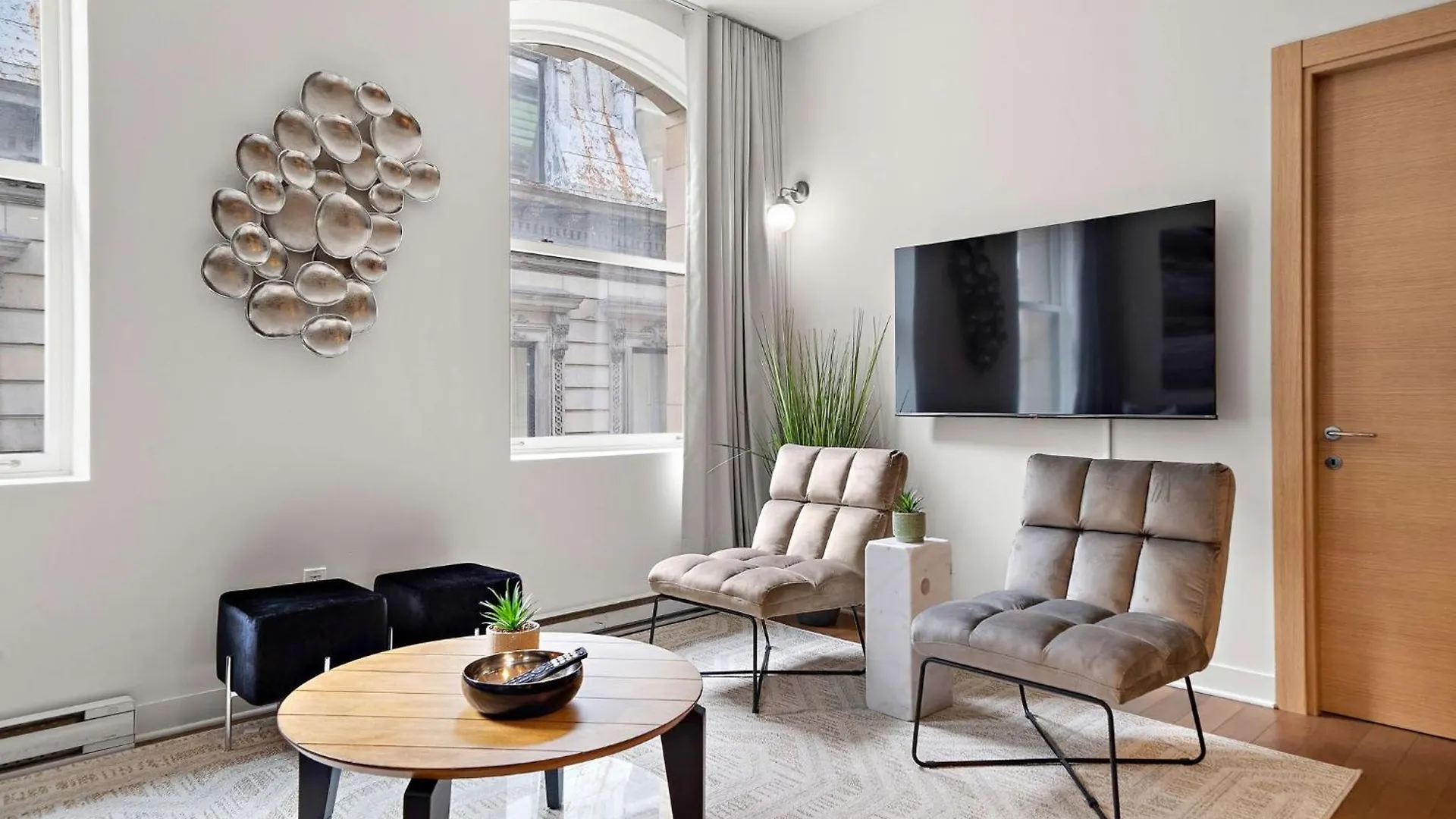 The Nomad Saint Jacques Apartment Montreal 0*,  Canada