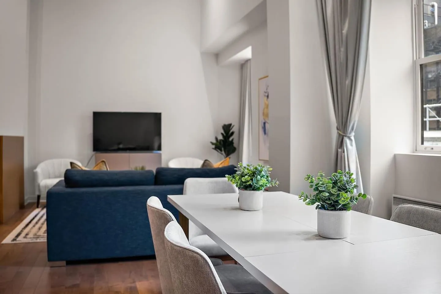 The Nomad Saint Jacques Apartment Montreal
