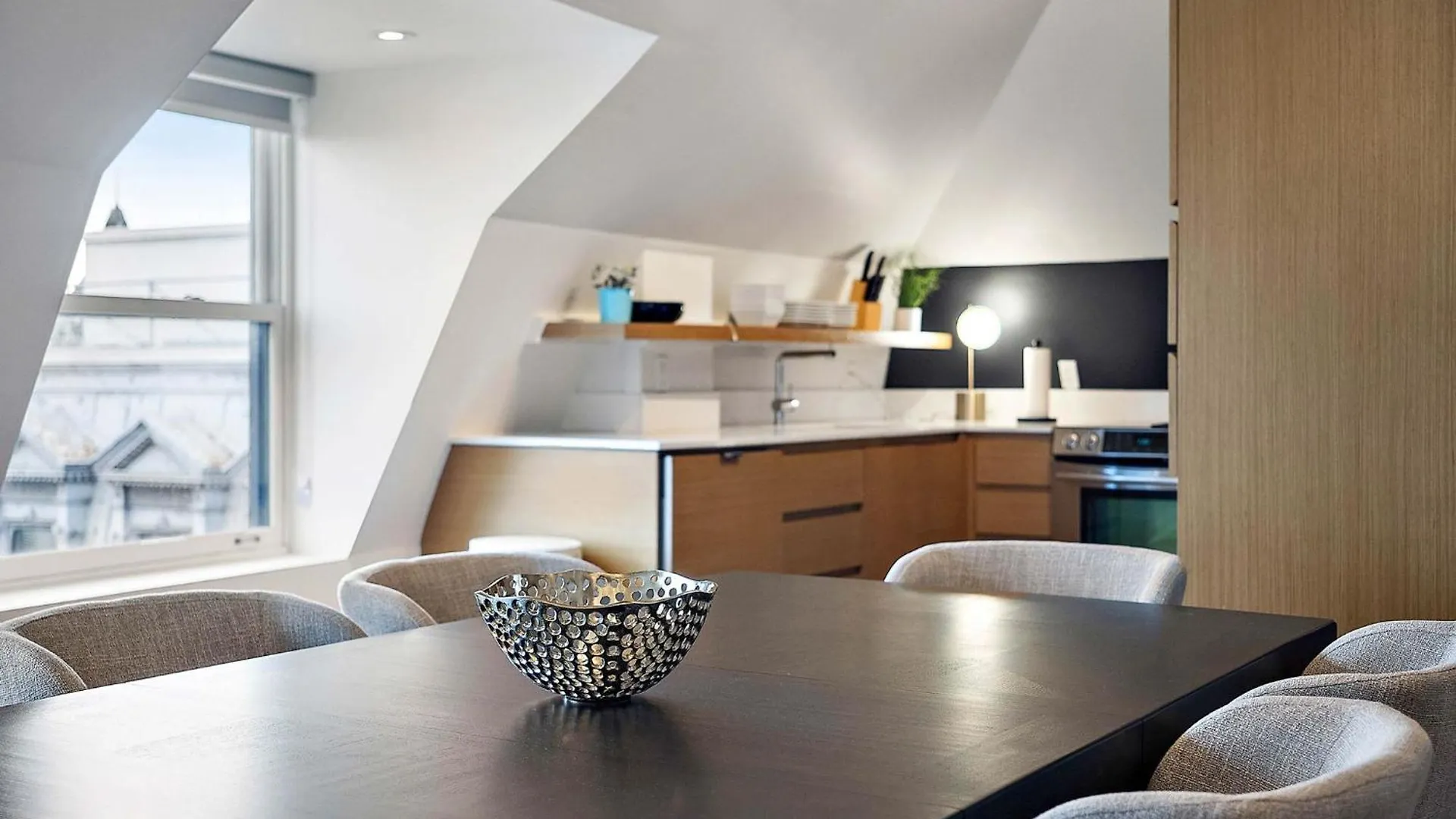 The Nomad Saint Jacques Apartment Montreal