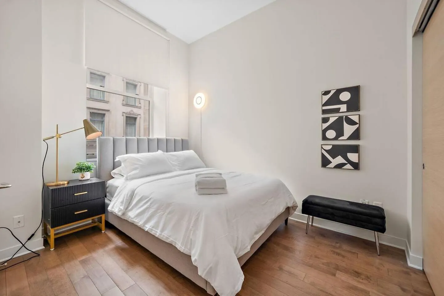 The Nomad Saint Jacques Apartment Montreal 0*,  Canada