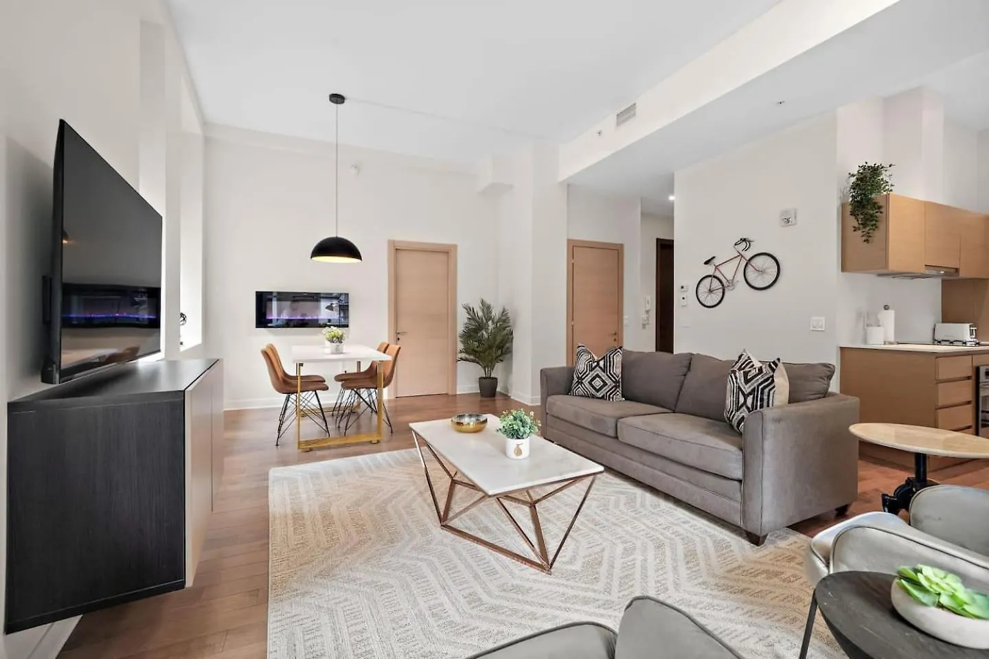 The Nomad Saint Jacques Apartment Montreal